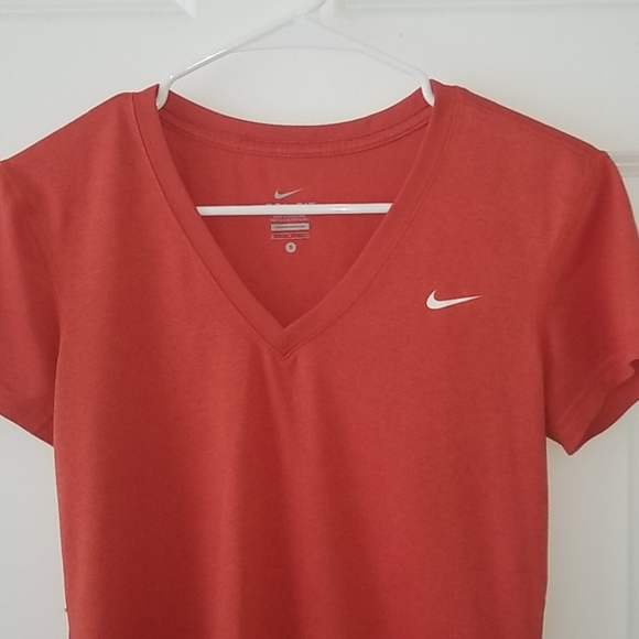 Nike Dri-Fit Legend - Picture 2 of 4